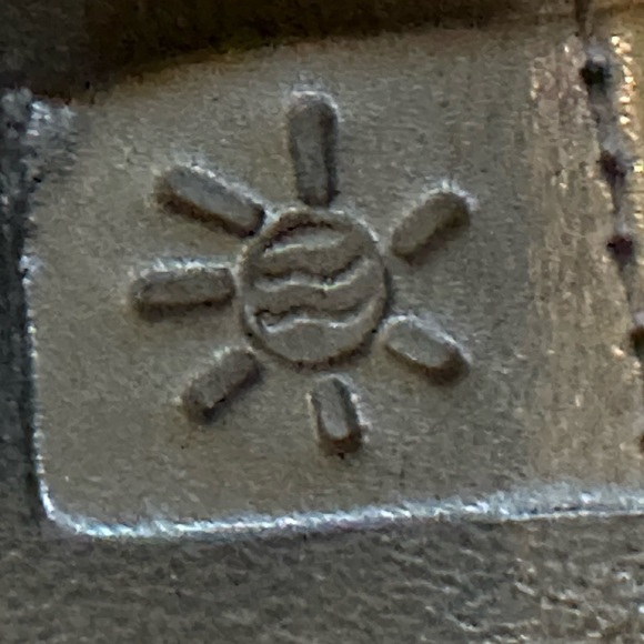 ARRAY Flats - Picture 5 of 5